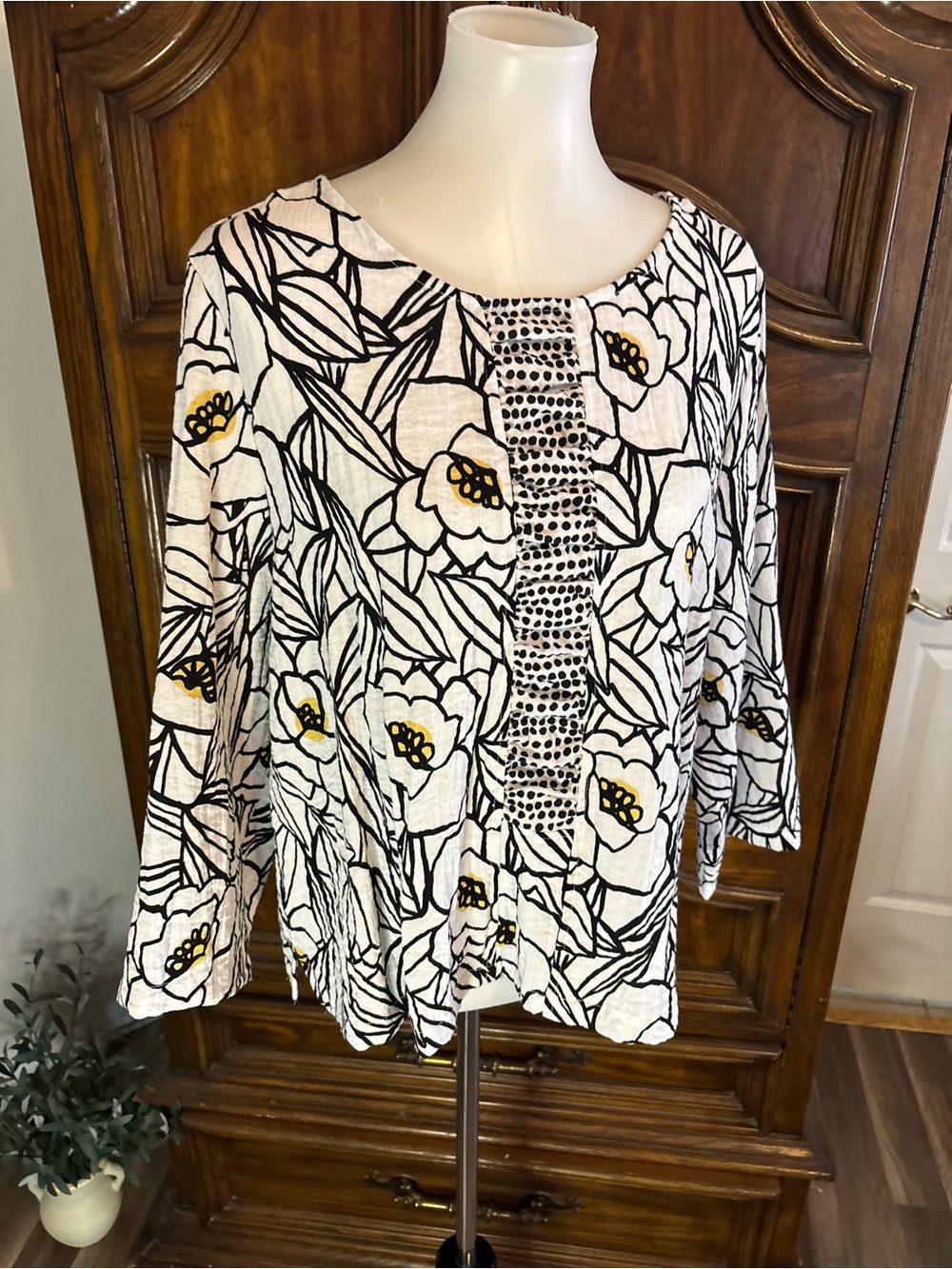 Habitat floral blouse top - Picture 9 of 13